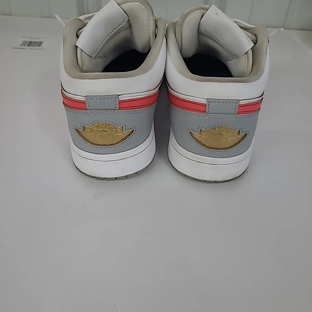 Nike Jordan 1 Low SE Philippines‎ Size 8.5